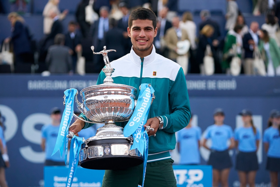 Alcaraz se corona en el Barcelona Open Banc Sabadell ante Carreño e irrumpe en el Top-10 mundial Alcaraz se corona en el Barcelona Open Banc Sabadell ante Carreño e irrumpe en el Top-10 mundial