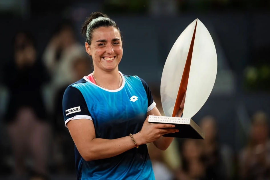 La tunecina Ons Jabeur hace historia al ganar el WTA 1000 de Madrid La tunecina Ons Jabeur hace historia al ganar el WTA 1000 de Madrid
