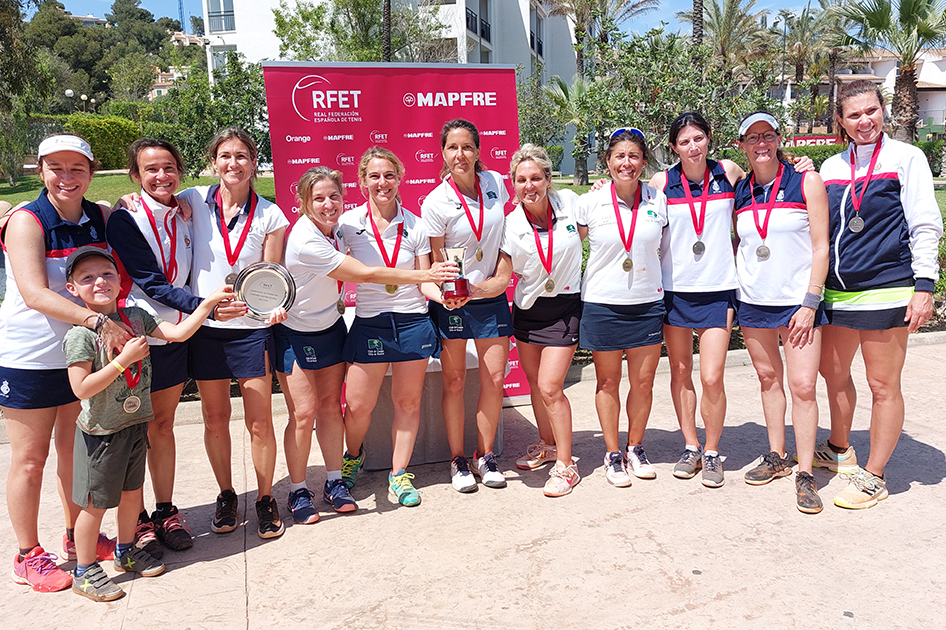 Campeonatos de Espaa MAPFRE de Tenis por Equipos Femeninos de +40 a +75 en Mallorca