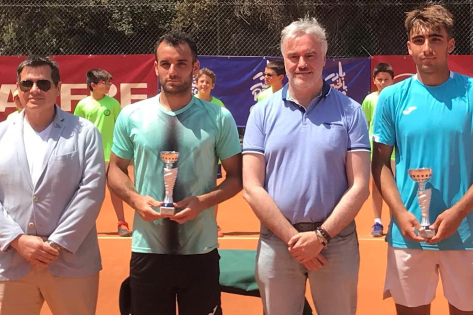 Daniel Mrida sorprende a Oriol Roca en la final del internacional ITF de Valldoreix