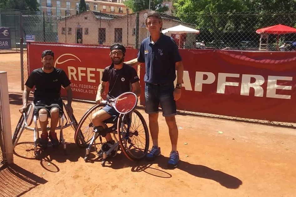 Francesc Prat gana en Zaragoza su primer abierto nacional en la Liga MAPFRE de Tenis en Silla Francesc Prat gana en Zaragoza su primer abierto nacional en la Liga MAPFRE de Tenis en Silla