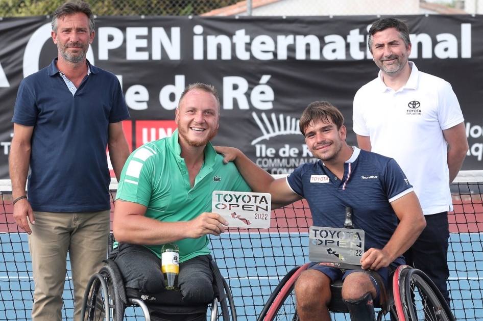 Final individual y triunfo en dobles de Martín de la Puente en Francia Final individual y triunfo en dobles de Martín de la Puente en Francia
