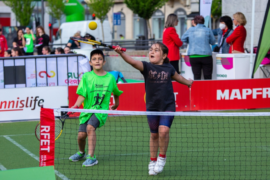 El tenis se estrena con xito en la primera etapa del Tour Universo Mujer en Zamora