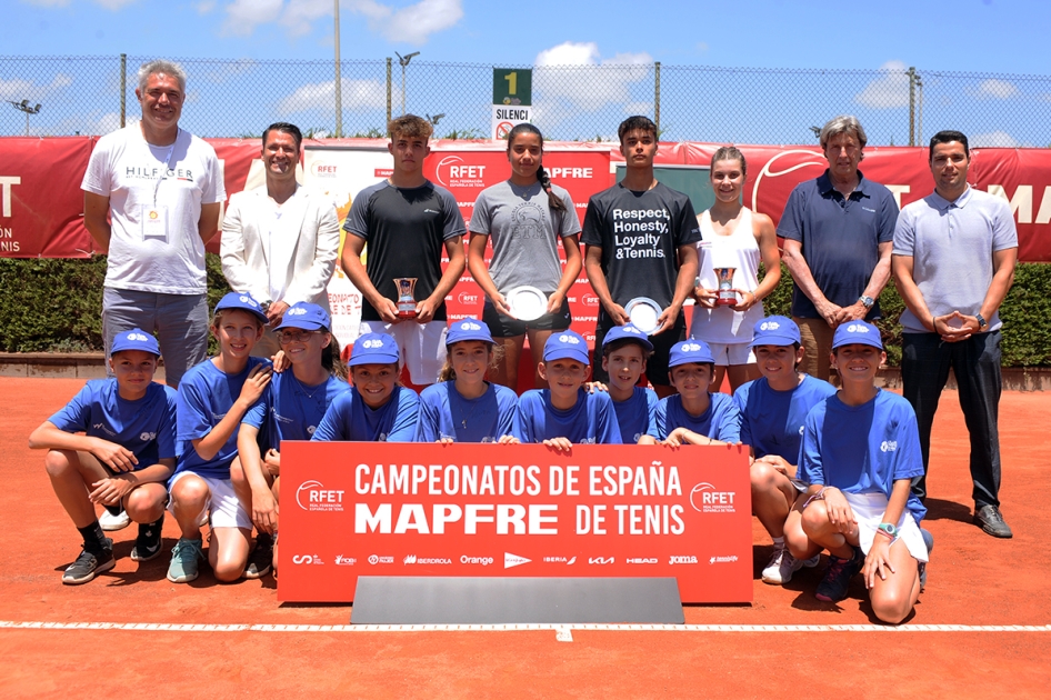 Marta Soriano y Carles Crdoba se proclaman Campeones de Espaa Cadete en Platja d'Aro