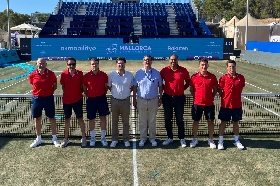 Equipo arbitral en el ATP 250 Mallorca