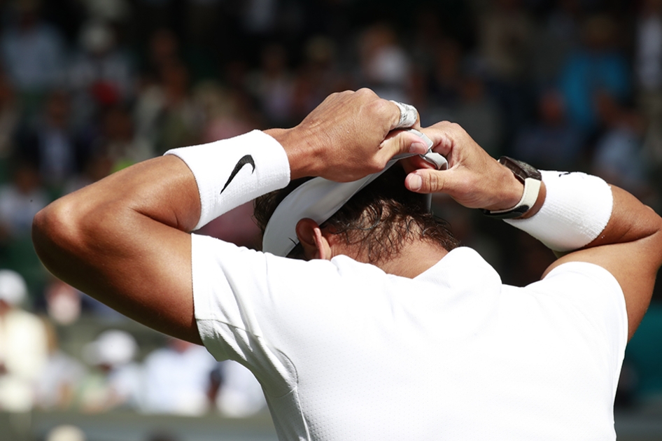 Nadal se retira de las semifinales de Wimbledon por lesión abdominal Nadal se retira de las semifinales de Wimbledon por lesión abdominal
