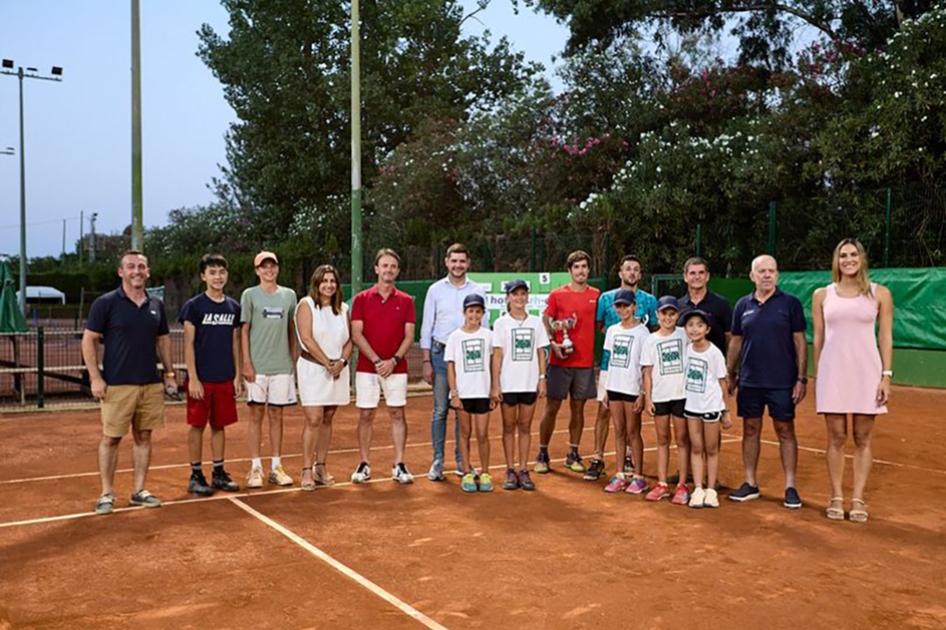 Carlos Lpez Montagud extiende su racha en Ganda ante Javier Barranco