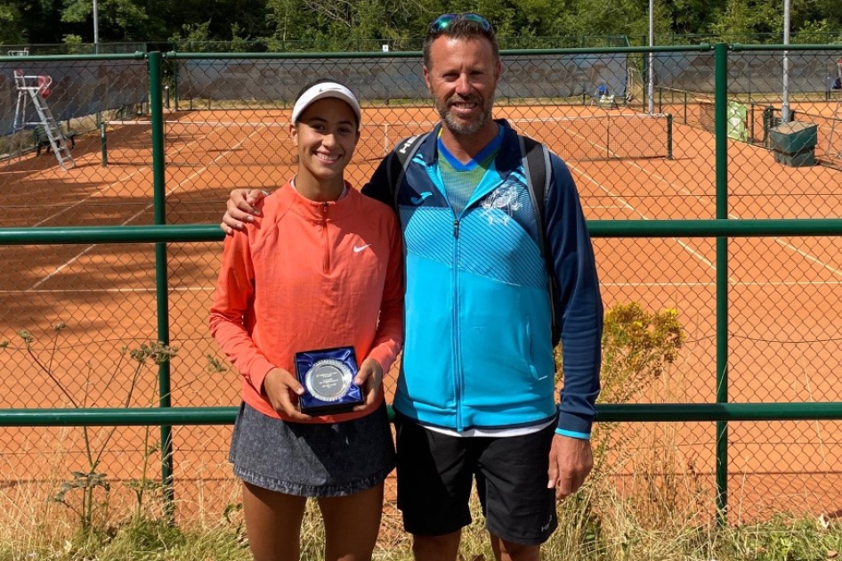 Finales júniors para Bernardo Munk, Blanca Picó y Nuria Sarganella Finales júniors para Bernardo Munk, Blanca Picó y Nuria Sarganella