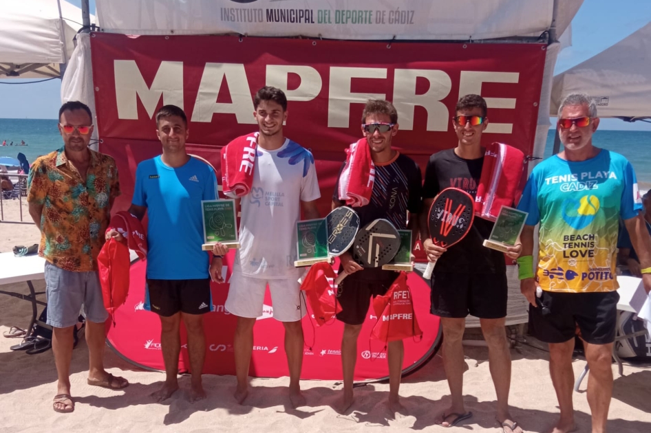 La Liga MAPFRE de Tenis Playa visita Cádiz con victorias de Rodríguez-Martínez y Tejada-López