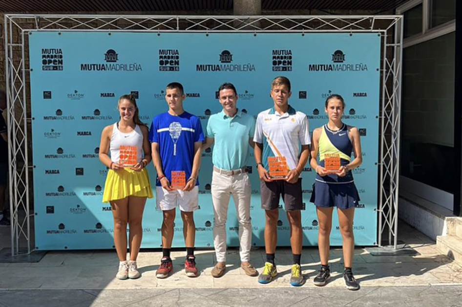 Marina Gatell y el rumano Theodor M. Ene ganan la segunda etapa del XX Mutua Madrid Open Sub'16 Marina Gatell y el rumano Theodor M. Ene ganan la segunda etapa del XX Mutua Madrid Open Sub'16