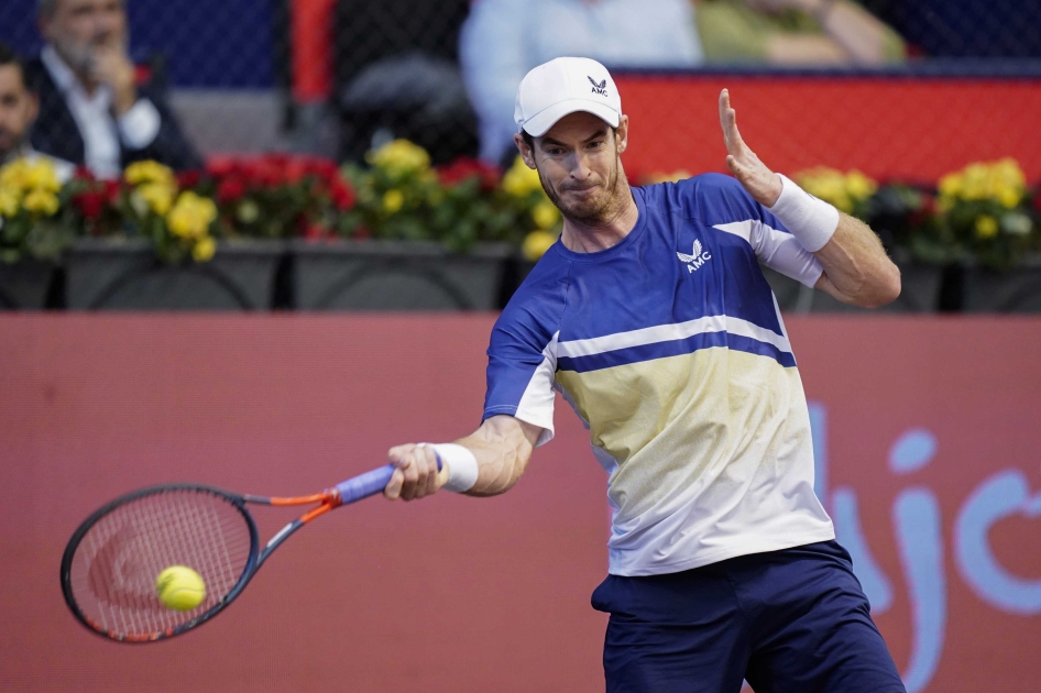 Murray exhibe sus credenciales sobre la moqueta roja del Gijón Open Murray exhibe sus credenciales sobre la moqueta roja del Gijón Open