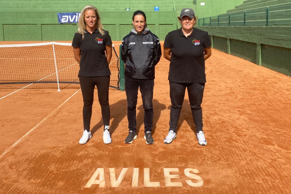 Equipo arbitral torneo ITF júnior de Avilés