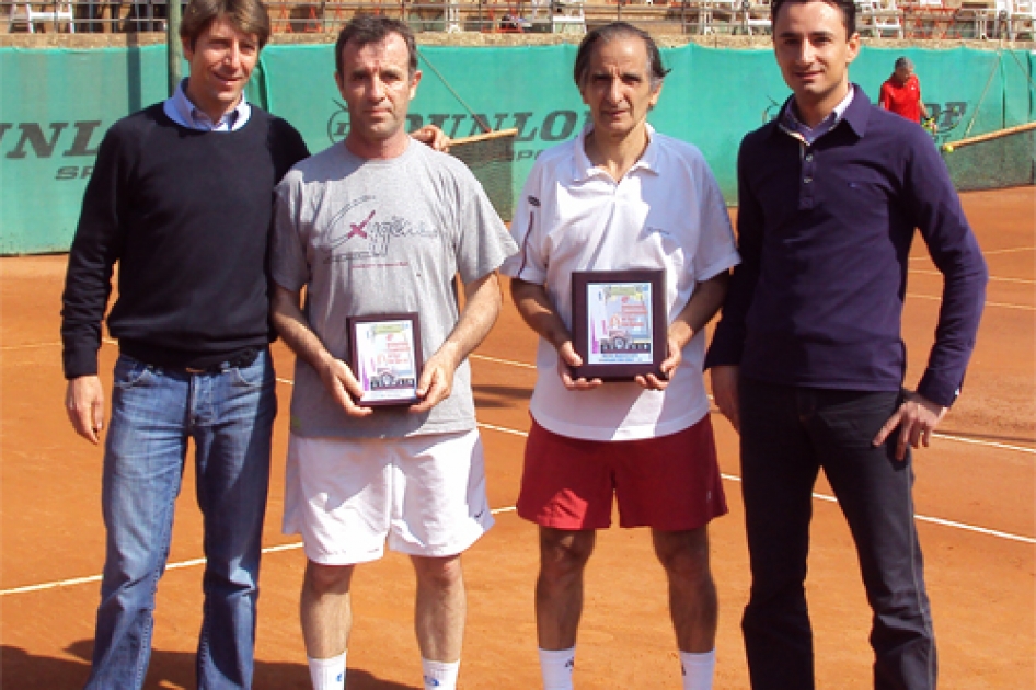Jorge Camiña gana su primer torneo de veteranos del año en Italia