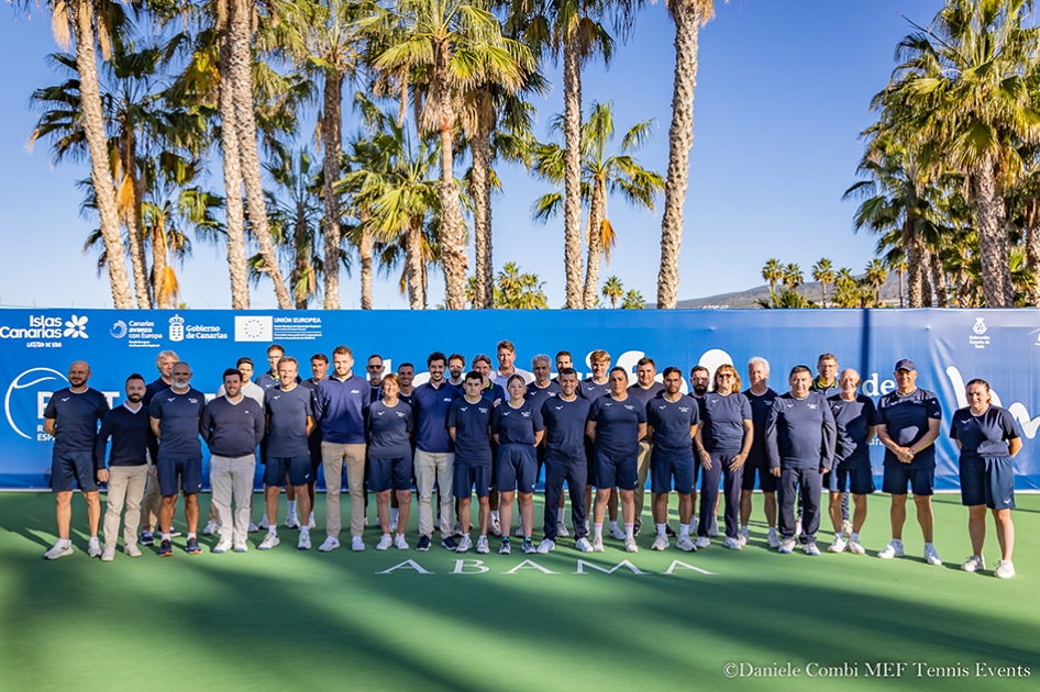 Equipo arbitral en el primero de los ATP Challenger de Tenerife