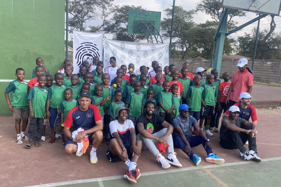 La RFET y TennisAid realizan una nueva visita solidaria a Zimbabue