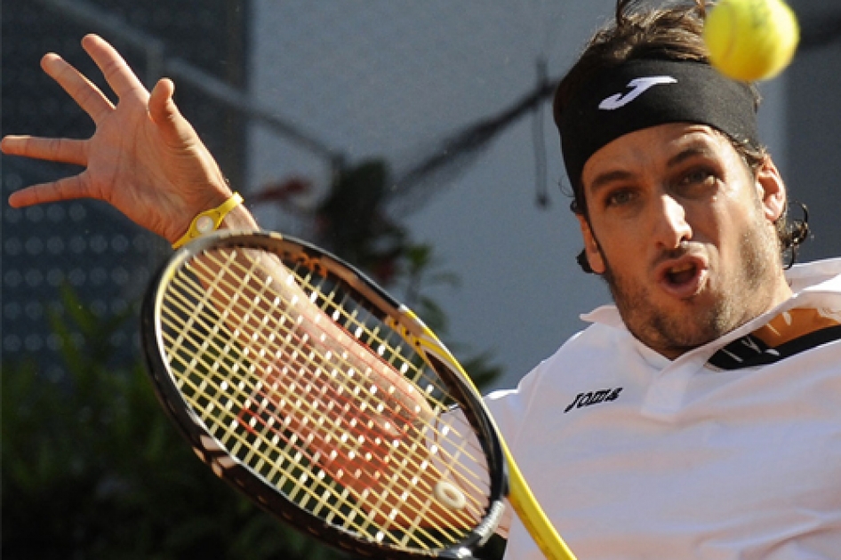 Feliciano y Almagro debutan con victoria en Madrid, pero Moyà dice adiós Feliciano y Almagro debutan con victoria en Madrid, pero Moyà dice adiós