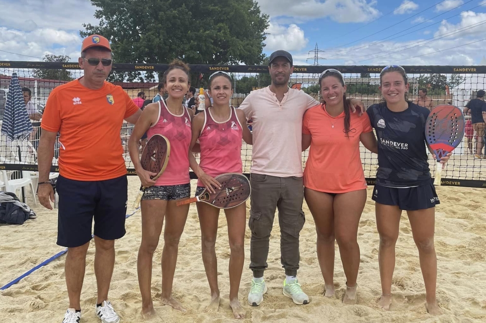 Ariadna Costa y Omayra Farías ganan el torneo de tenis playa de Montauban