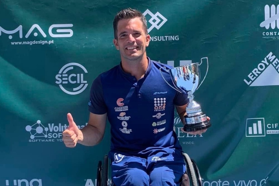 Kike Siscar repite triunfo en Setúbal y Lola Ochoa vuelve a ser finalista Kike Siscar repite triunfo en Setúbal y Lola Ochoa vuelve a ser finalista