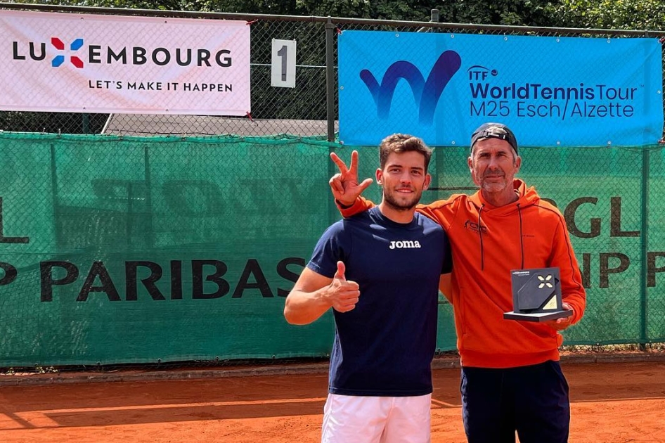 Nikolás Sánchez-Izquierdo suma su tercer título del año en Luxemburgo Nikolás Sánchez-Izquierdo suma su tercer título del año en Luxemburgo