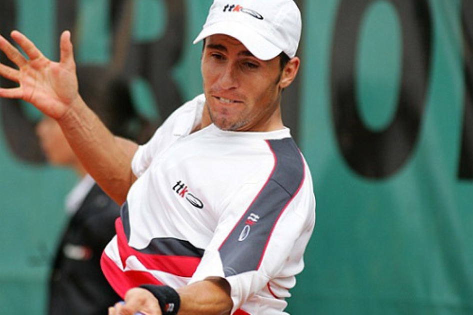 Daniel Muñoz da la sorpresa en Madrid y pasa a segunda ronda en la que hoy debuta Nadal Daniel Muñoz da la sorpresa en Madrid y pasa a segunda ronda en la que hoy debuta Nadal