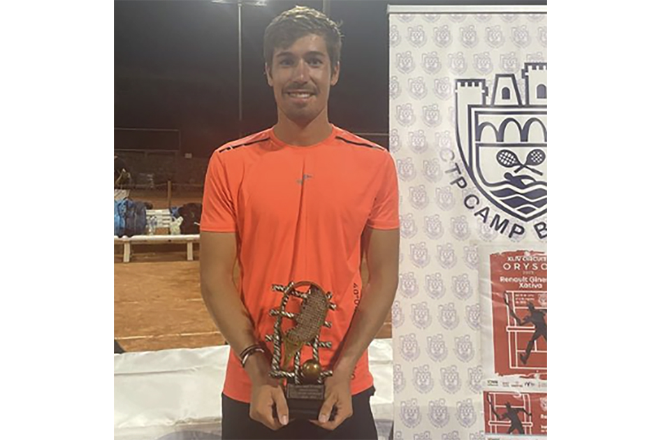 Carlos López Montagud logra su primer triunfo del año en Xàtiva Carlos López Montagud logra su primer triunfo del año en Xàtiva
