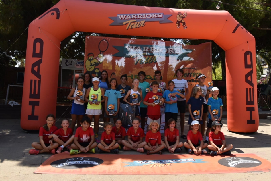 Ganadores del circuito juvenil Warriors Tour a su paso por Tarragona