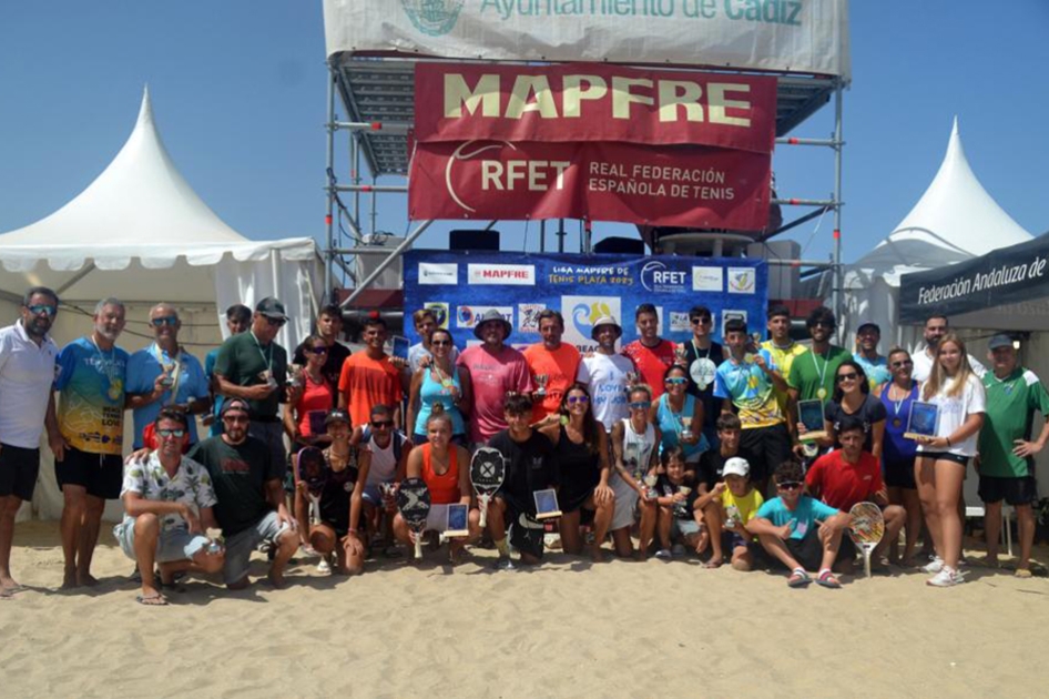 Victorias de Martínez/Ruiz y Volpe/Alcalá en la Liga MAPFRE de Tenis Playa en Cádiz Victorias de Martínez/Ruiz y Volpe/Alcalá en la Liga MAPFRE de Tenis Playa en Cádiz