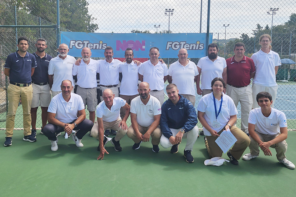 Equipo arbitral en el II Internacional Femenino Cidade de Ourense
