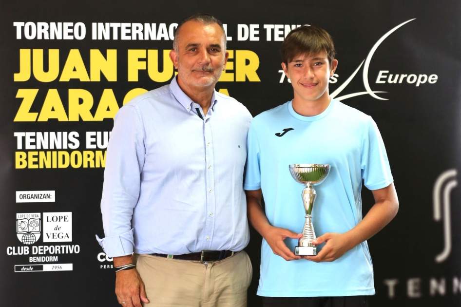Primeros xitos internacionales para Alejandro Hernndez y Ainara Fernndez en Benidorm