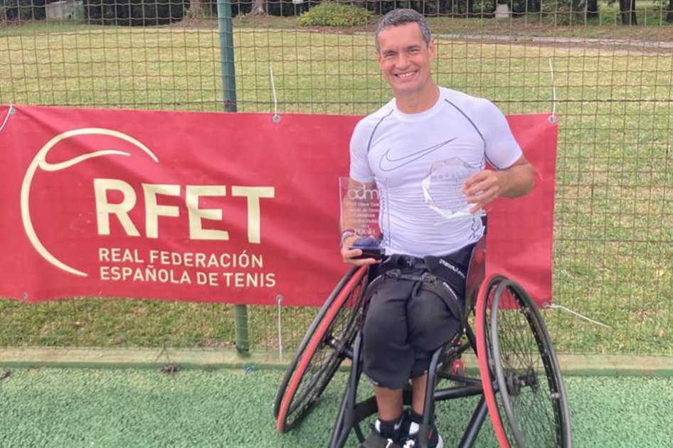 Jorge Iglesias gana su primer abierto nacional en la Liga MAPFRE de Tenis Silla en Ferrol Jorge Iglesias gana su primer abierto nacional en la Liga MAPFRE de Tenis Silla en Ferrol