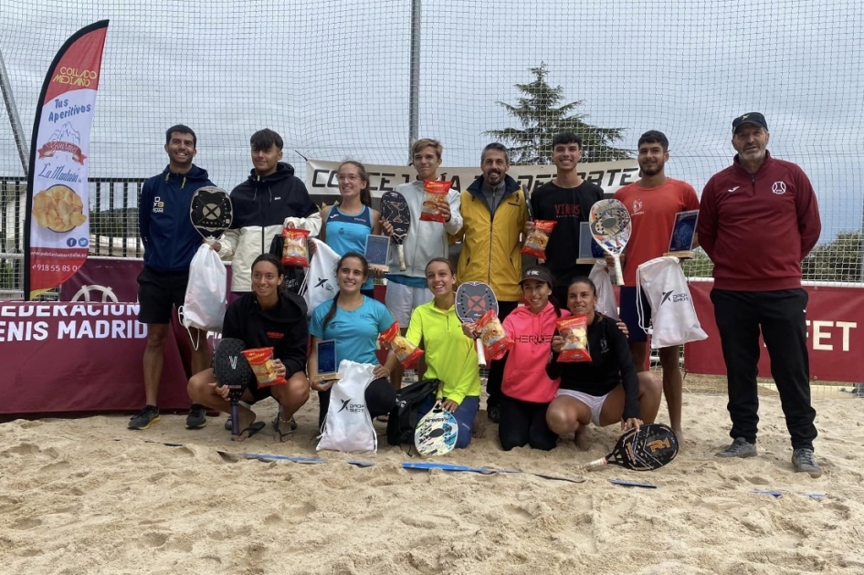 Victorias de Martínez/Rodríguez y Durán/Daniel en La Liga MAPFRE de Tenis Playa de Madrid Victorias de Martínez/Rodríguez y Durán/Daniel en La Liga MAPFRE de Tenis Playa de Madrid