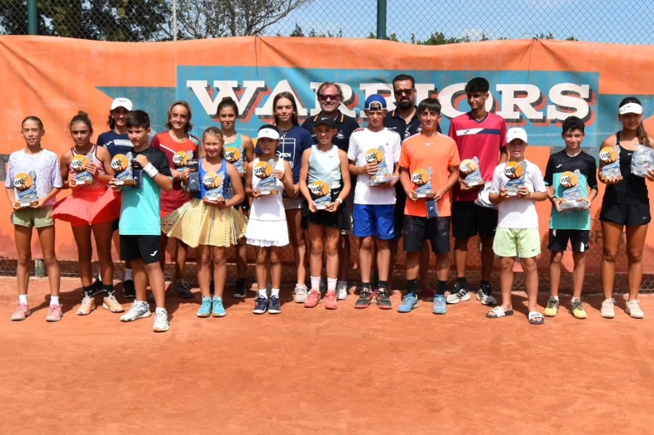 El circuito juvenil Warriors Tour visita la localidad valenciana de Silla