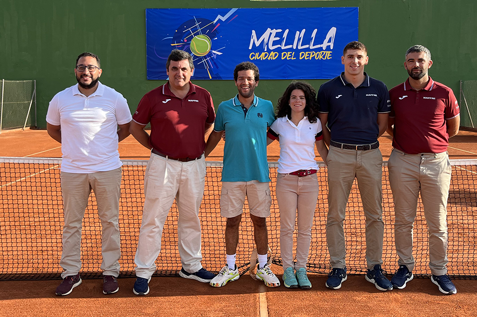 Equipo arbitral en el ITF Masculino de Melilla