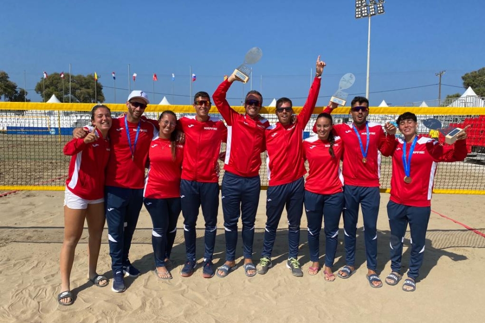 España acaba primera en el europeo de tenis playa con oro para Ramos/Fernández en mixto España acaba primera en el europeo de tenis playa con oro para Ramos/Fernández en mixto