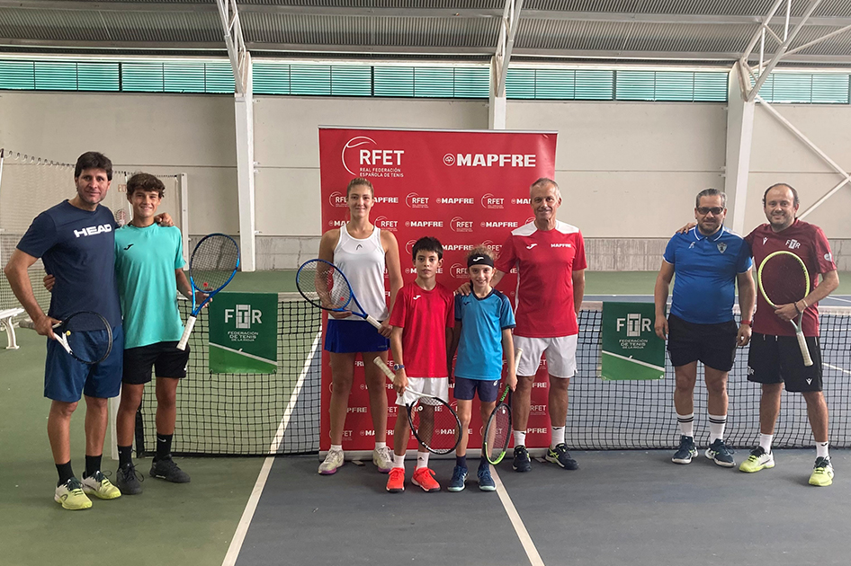 Visita territorial a la Federación Riojana de Tenis Visita territorial a la Federación Riojana de Tenis