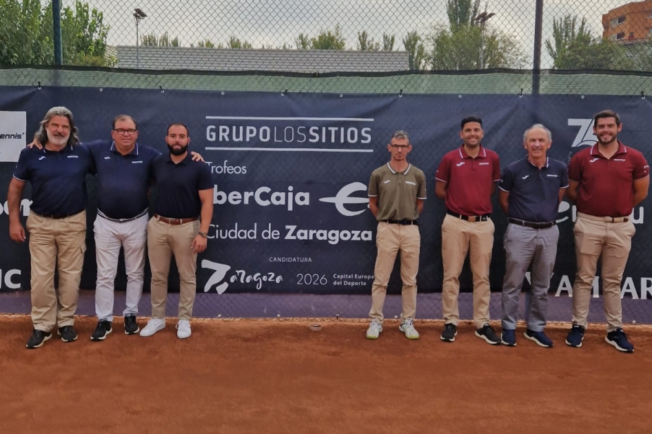Equipo arbitral en el ITF Masculino de Zaragoza Equipo arbitral en el ITF Masculino de Zaragoza