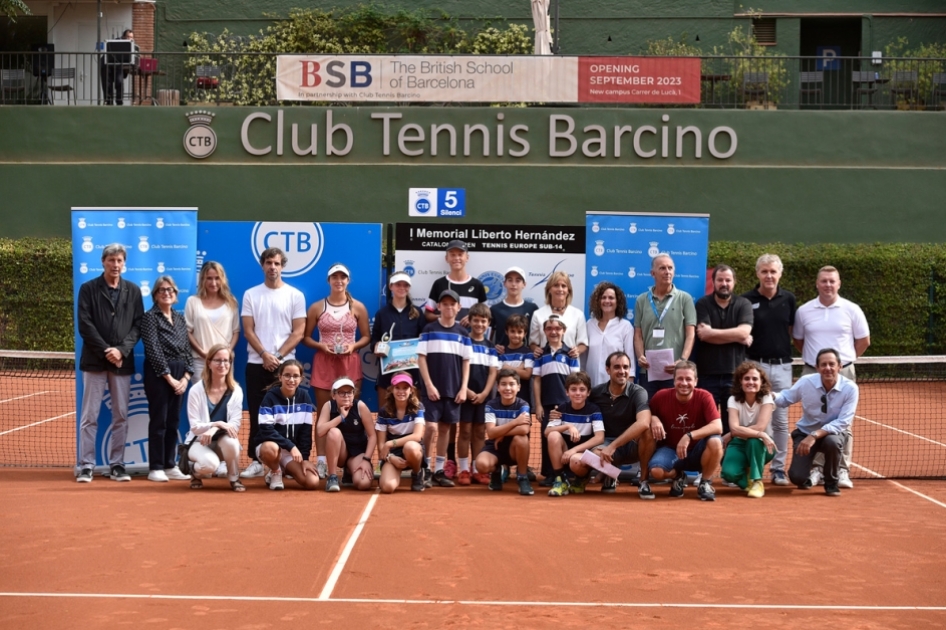 Ailish Garca supera a Mara Pars en la final del Sub'14 de Barcelona donde Adri Velzquez es finalista