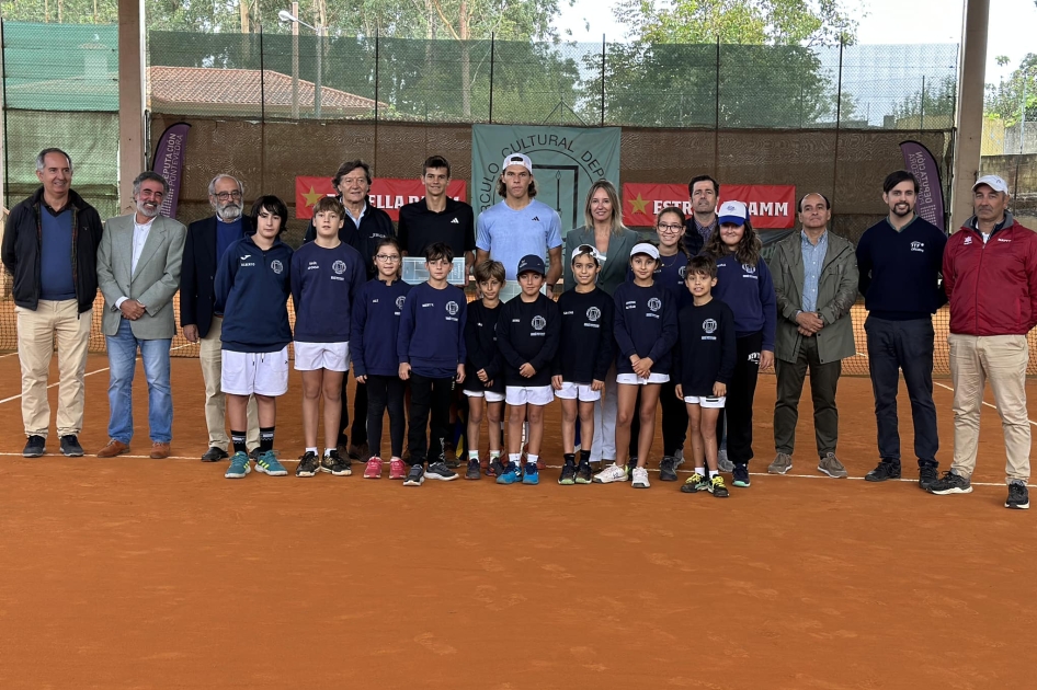 Triunfo de Rafael Jódar y final de Charo Esquiva en el internacional júnior de Sanxenxo Triunfo de Rafael Jódar y final de Charo Esquiva en el internacional júnior de Sanxenxo