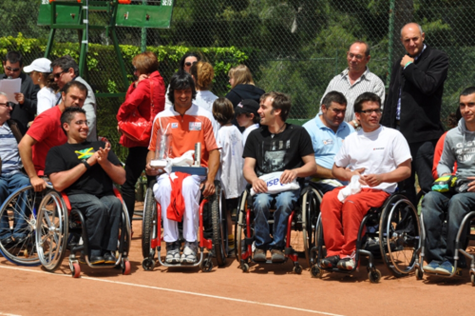 Quico Tur cumple los pronsticos en el Campeonato de Catalua de Tenis en Silla