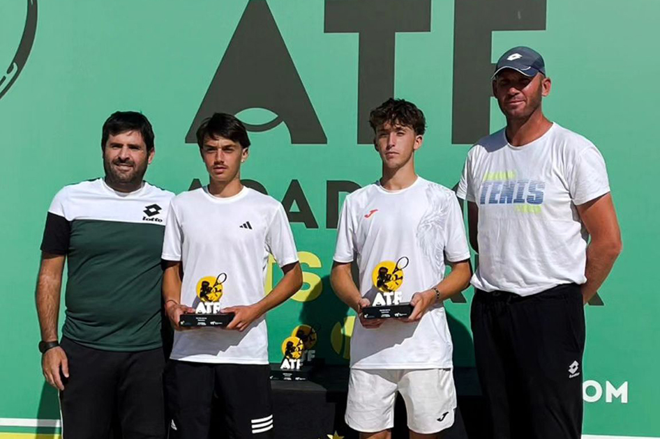 Sergi Fita supera a Kenay Ortiz en la final del jnior de La Nuca