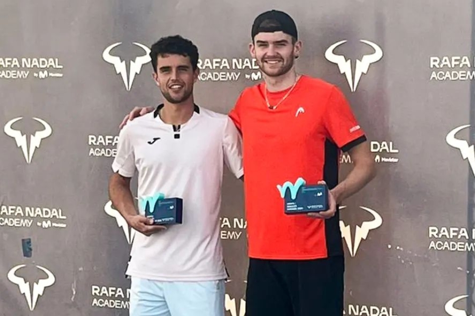 Pol Martn se ve superado por el suizo Jrme Kym en la final del primer ITF del ao en Manacor