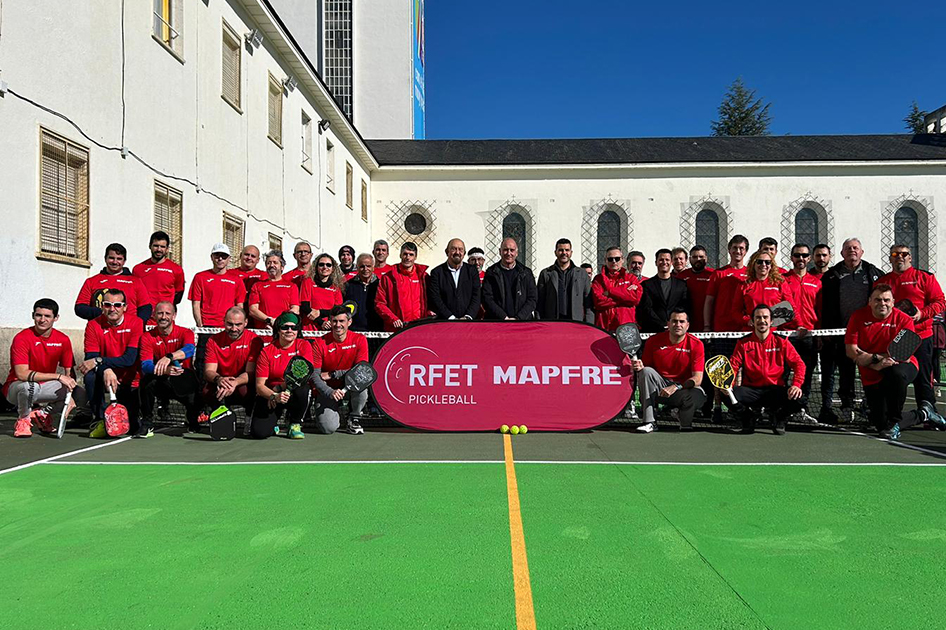 Éxito del primer curso de instructor de Pickleball impartido por la RFET en Madrid Éxito del primer curso de instructor de Pickleball impartido por la RFET en Madrid