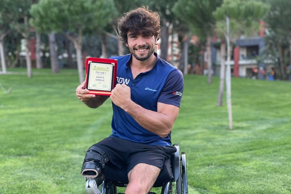 Daniel Caverzaschi logra su primer título de la temporada en Turquía Daniel Caverzaschi logra su primer título de la temporada en Turquía