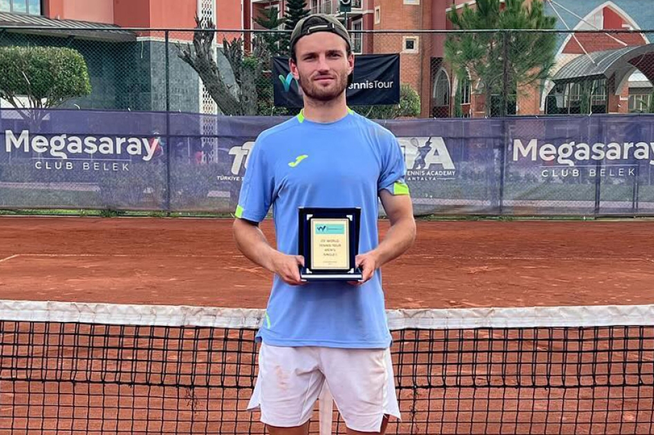 Max Alcalá firma su segundo título profesional en Antalya Max Alcalá firma su segundo título profesional en Antalya