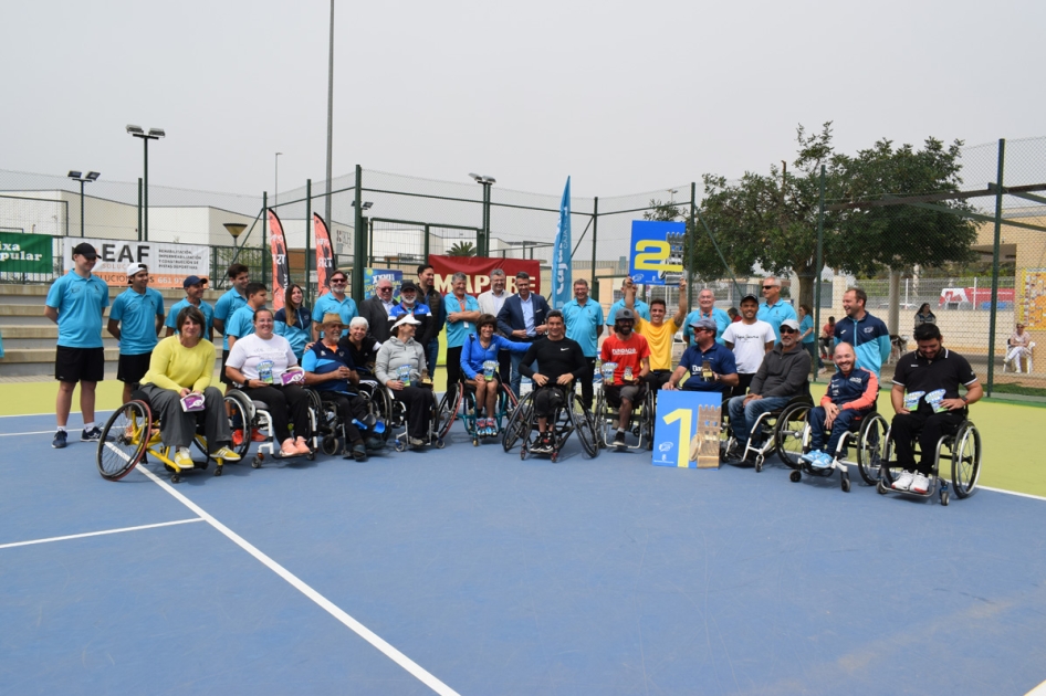Arturo Montes y Lola Ochoa se llevan el abierto de Almussafes en la Liga MAPFRE de Tenis Silla Arturo Montes y Lola Ochoa se llevan el abierto de Almussafes en la Liga MAPFRE de Tenis Silla