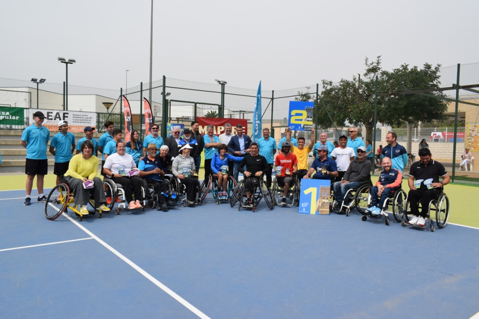 Arturo Montes y Lola Ochoa se llevan el abierto de Almussafes en la Liga MAPFRE de Tenis Silla