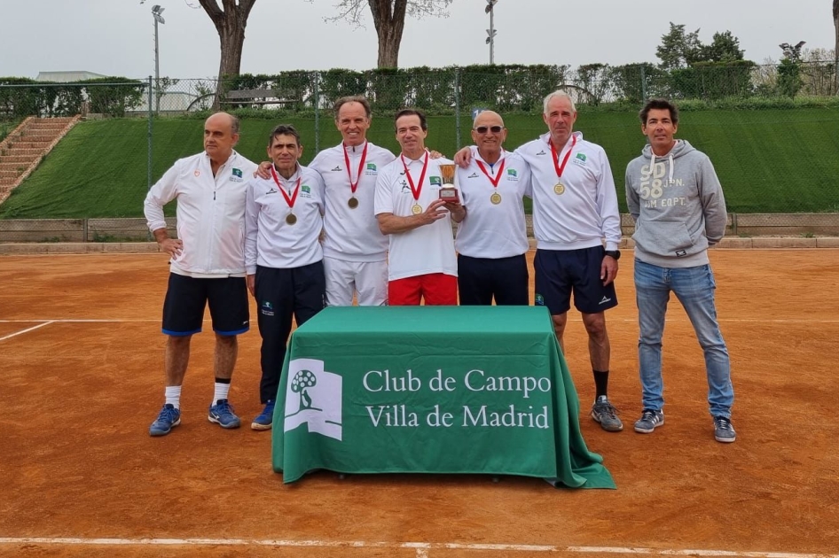 El Club de Campo Villa de Madrid revalida el ttulo masculino +55