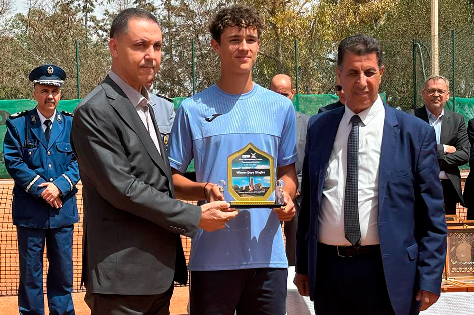 Valentín González-Galiño renueva su idilio con Argelia Valentín González-Galiño renueva su idilio con Argelia