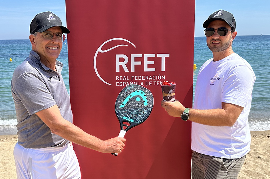 La RFET y Oakberry se unen para impulsar el tenis playa en Espaa