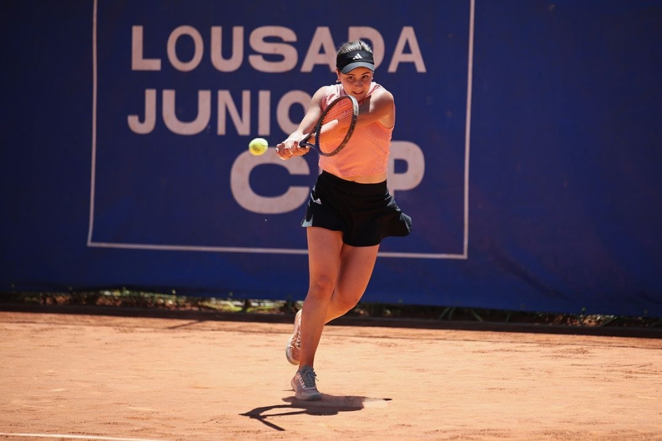 Eugenia Zozaya se impone a Marina Gatell para levantar el ITF júnior de Lousada Eugenia Zozaya se impone a Marina Gatell para levantar el ITF júnior de Lousada